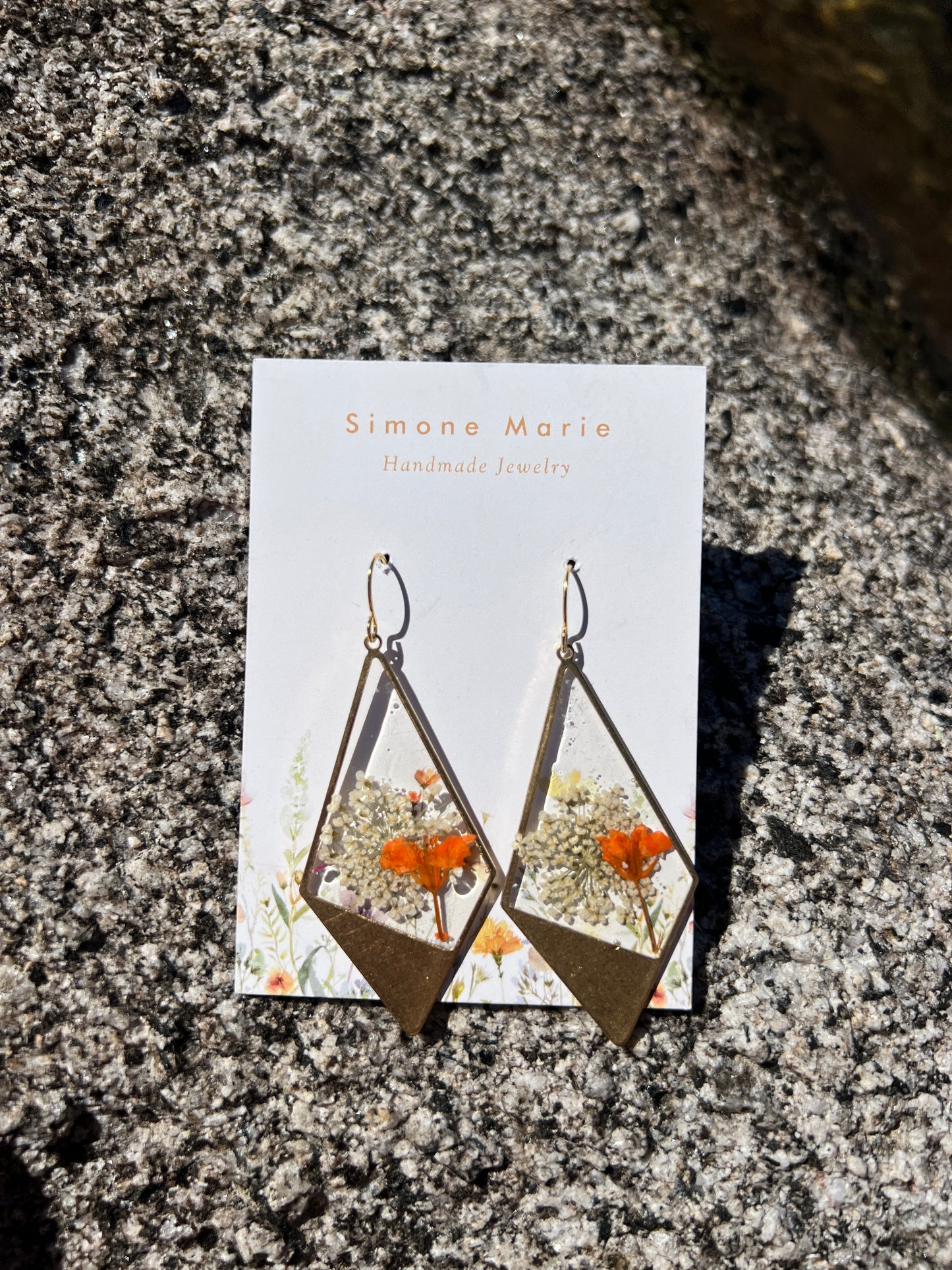 Babies breath with tiny poppy